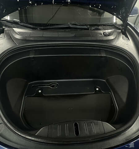 Синій Тесла Модель 3, об'ємом двигуна 0 л та пробігом 123 тис. км за 18000 $, фото 25 на Automoto.ua