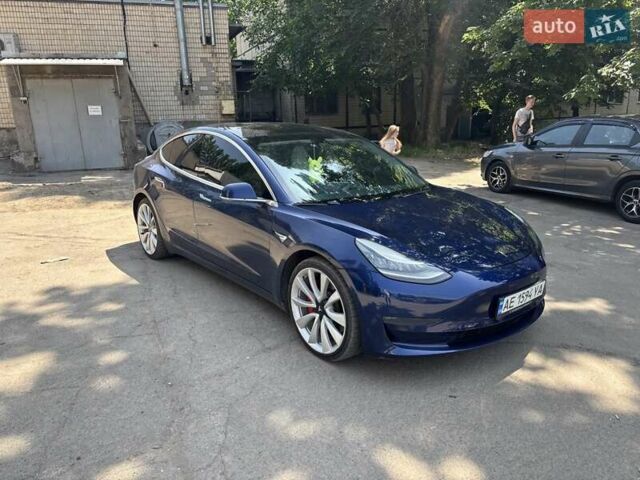 Синий Тесла Модель 3, объемом двигателя 0 л и пробегом 125 тыс. км за 16500 $, фото 2 на Automoto.ua