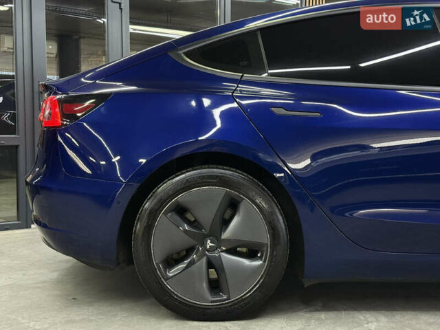Тесла Модель 3 2018 в Одессе на Automoto.ua Синий Тесла Модель 3, объемом двигателя 0 л и пробегом 74 тыс. км за 19500 $, фото 17 на Automoto.ua