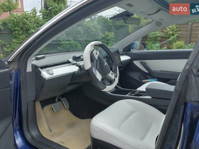 Синій Тесла Модель 3, об'ємом двигуна 0 л та пробігом 163 тис. км за 15700 $, фото 2 на Automoto.ua