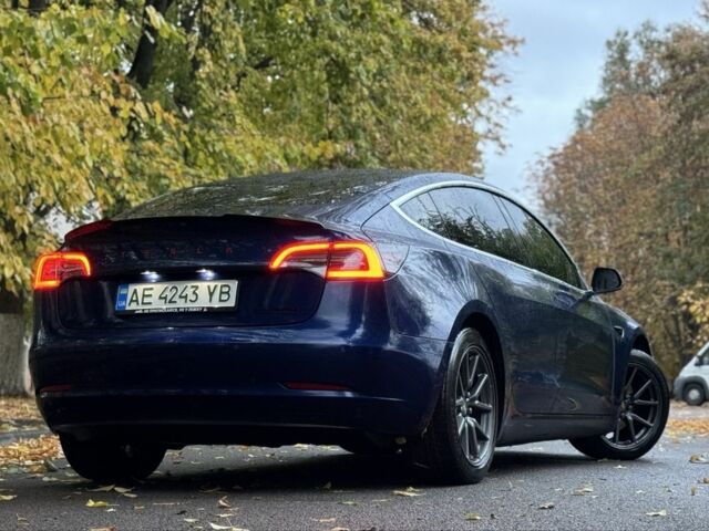 Синій Тесла Модель 3, об'ємом двигуна 0 л та пробігом 201 тис. км за 17550 $, фото 5 на Automoto.ua