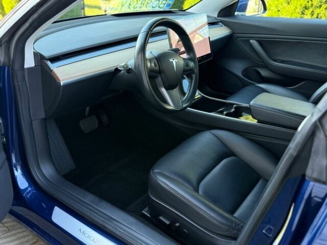 Синий Тесла Модель 3, объемом двигателя 0 л и пробегом 104 тыс. км за 16550 $, фото 15 на Automoto.ua