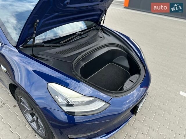 Синій Тесла Модель 3, об'ємом двигуна 0 л та пробігом 161 тис. км за 16000 $, фото 8 на Automoto.ua