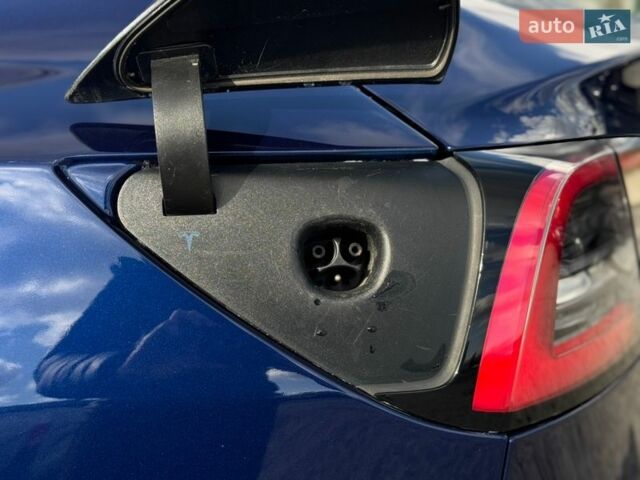 Синий Тесла Модель 3, объемом двигателя 0 л и пробегом 103 тыс. км за 15900 $, фото 26 на Automoto.ua