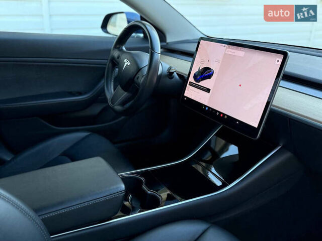 Синій Тесла Модель 3, об'ємом двигуна 0 л та пробігом 104 тис. км за 17990 $, фото 29 на Automoto.ua