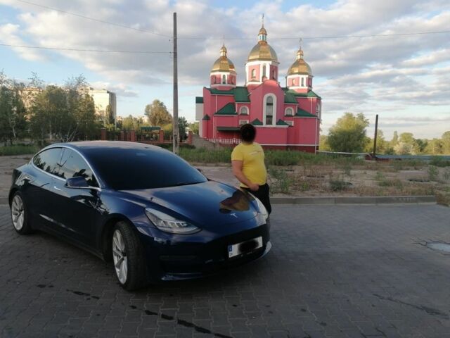 Синій Тесла Модель 3, об'ємом двигуна 0 л та пробігом 220 тис. км за 17000 $, фото 1 на Automoto.ua