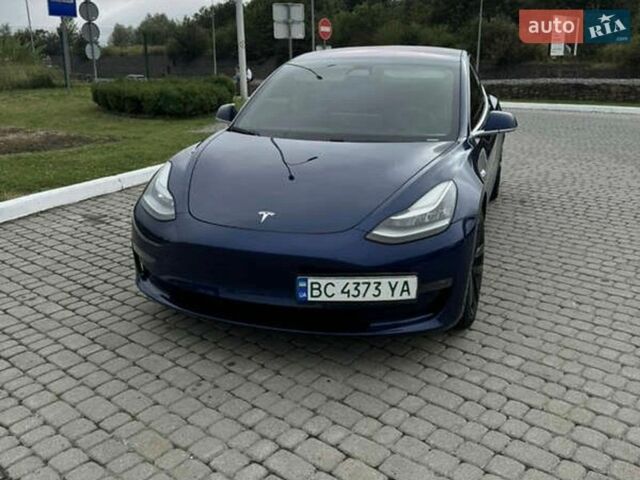 Синій Тесла Модель 3, об'ємом двигуна 0 л та пробігом 95 тис. км за 12200 $, фото 4 на Automoto.ua