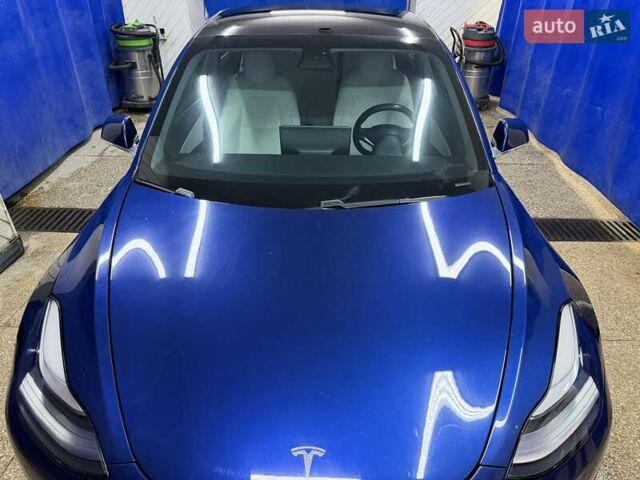 Синий Тесла Модель 3, объемом двигателя 0 л и пробегом 65 тыс. км за 20700 $, фото 5 на Automoto.ua