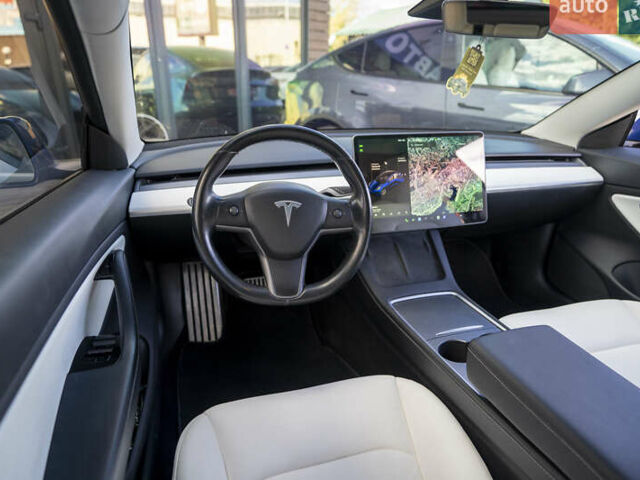 Синий Тесла Модель 3, объемом двигателя 0 л и пробегом 42 тыс. км за 18200 $, фото 14 на Automoto.ua