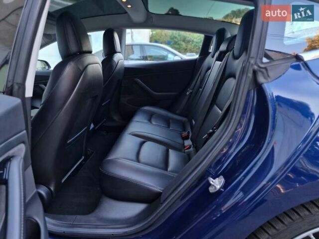 Синий Тесла Модель 3, объемом двигателя 0 л и пробегом 98 тыс. км за 18990 $, фото 53 на Automoto.ua