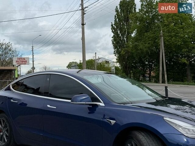 Синій Тесла Модель 3, об'ємом двигуна 0 л та пробігом 261 тис. км за 15500 $, фото 32 на Automoto.ua