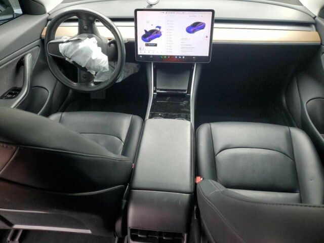 Синій Тесла Модель 3, об'ємом двигуна 0 л та пробігом 96 тис. км за 11300 $, фото 6 на Automoto.ua