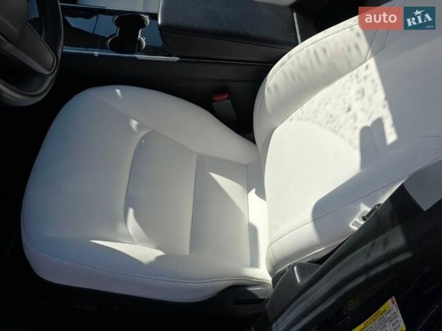 Синий Тесла Модель 3, объемом двигателя 0 л и пробегом 185 тыс. км за 16500 $, фото 5 на Automoto.ua