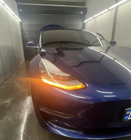 Синій Тесла Модель 3, об'ємом двигуна 0 л та пробігом 123 тис. км за 18000 $, фото 24 на Automoto.ua