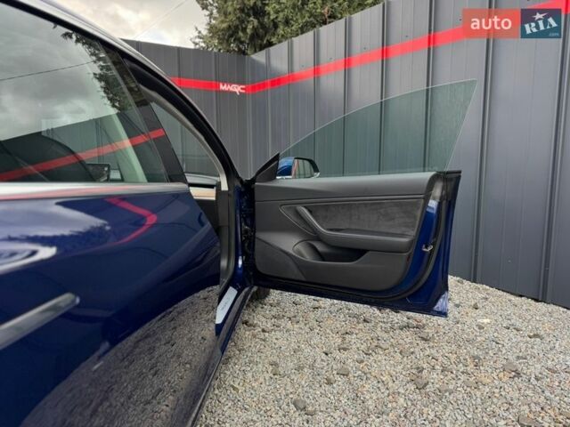 Синий Тесла Модель 3, объемом двигателя 0 л и пробегом 103 тыс. км за 15900 $, фото 54 на Automoto.ua