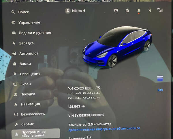 Синий Тесла Модель 3, объемом двигателя 0 л и пробегом 129 тыс. км за 17000 $, фото 31 на Automoto.ua