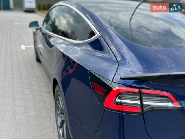 Синій Тесла Модель 3, об'ємом двигуна 0 л та пробігом 161 тис. км за 16000 $, фото 11 на Automoto.ua