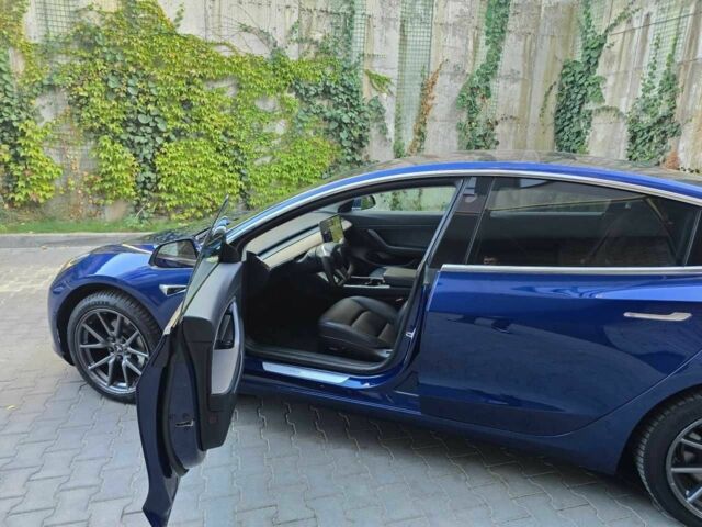 Синій Тесла Модель 3, об'ємом двигуна 0 л та пробігом 87 тис. км за 17592 $, фото 7 на Automoto.ua