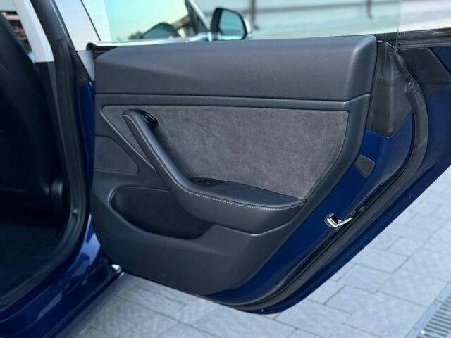 Синий Тесла Модель 3, объемом двигателя 0 л и пробегом 104 тыс. км за 16999 $, фото 16 на Automoto.ua