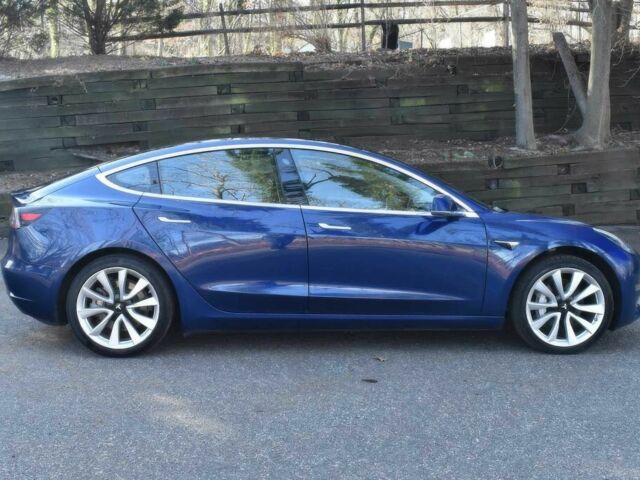 Синий Тесла Модель 3, объемом двигателя 0 л и пробегом 40 тыс. км за 8900 $, фото 7 на Automoto.ua