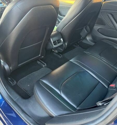 Синій Тесла Модель 3, об'ємом двигуна 0 л та пробігом 145 тис. км за 17500 $, фото 4 на Automoto.ua