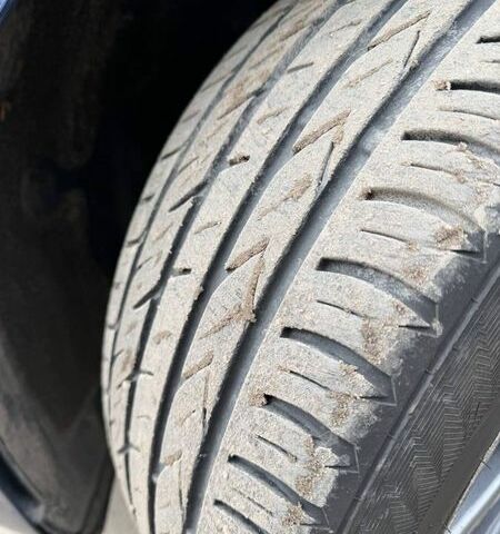 Синій Тесла Модель 3, об'ємом двигуна 0 л та пробігом 130 тис. км за 16499 $, фото 15 на Automoto.ua