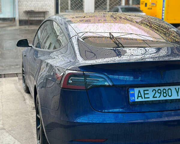 Синий Тесла Модель 3, объемом двигателя 0 л и пробегом 122 тыс. км за 18000 $, фото 1 на Automoto.ua