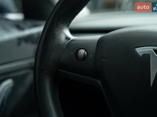 Синий Тесла Модель 3, объемом двигателя 0 л и пробегом 79 тыс. км за 18900 $, фото 19 на Automoto.ua