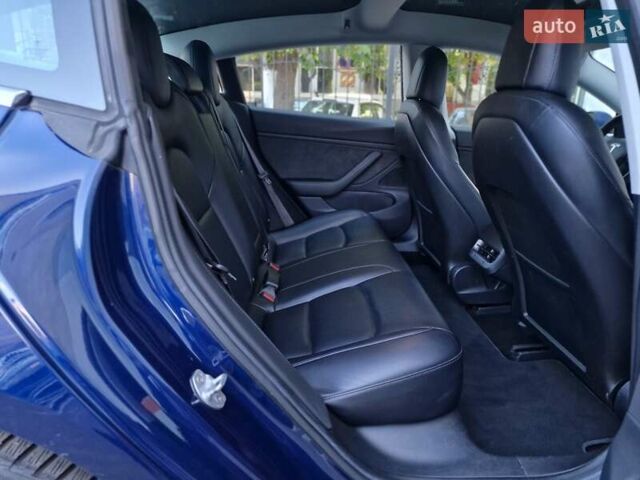 Синий Тесла Модель 3, объемом двигателя 0 л и пробегом 98 тыс. км за 18990 $, фото 52 на Automoto.ua