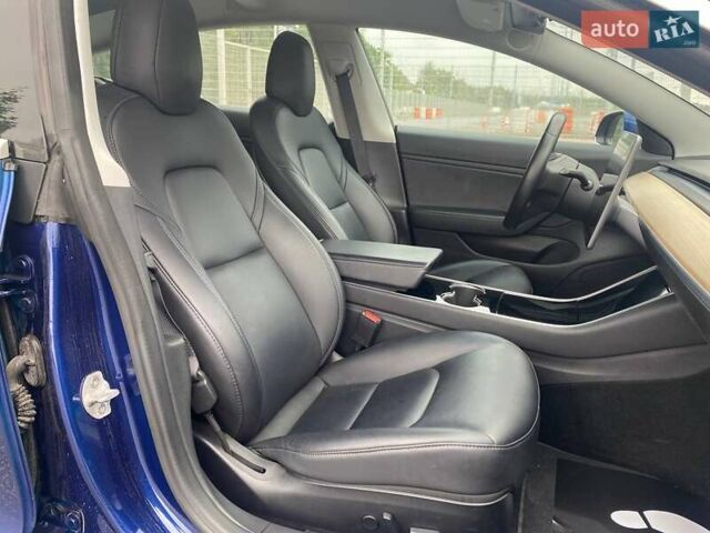 Синий Тесла Модель 3, объемом двигателя 0 л и пробегом 116 тыс. км за 18500 $, фото 16 на Automoto.ua