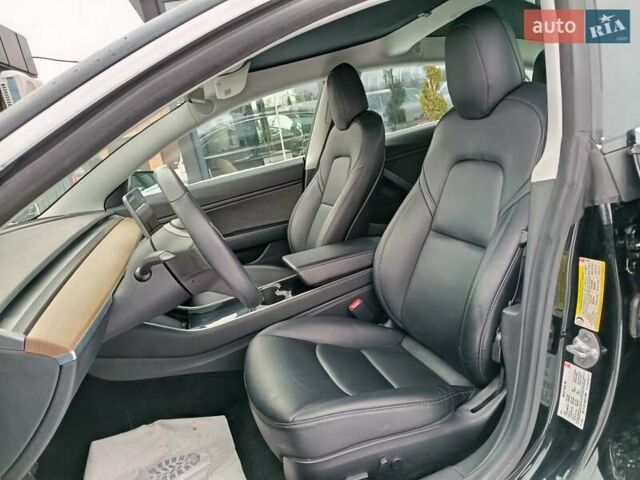 Синий Тесла Модель 3, объемом двигателя 0 л и пробегом 83 тыс. км за 12300 $, фото 18 на Automoto.ua