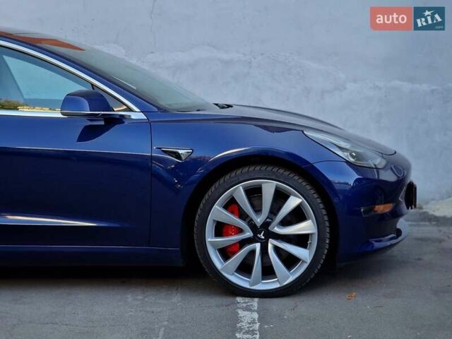 Синий Тесла Модель 3, объемом двигателя 0 л и пробегом 98 тыс. км за 19990 $, фото 24 на Automoto.ua