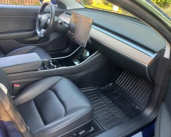 Синий Тесла Модель 3, объемом двигателя 0 л и пробегом 113 тыс. км за 17500 $, фото 9 на Automoto.ua