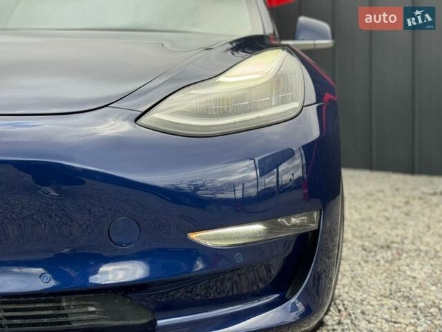 Синий Тесла Модель 3, объемом двигателя 0 л и пробегом 103 тыс. км за 15900 $, фото 10 на Automoto.ua