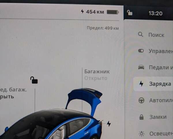 Синий Тесла Модель 3, объемом двигателя 0 л и пробегом 108 тыс. км за 19000 $, фото 2 на Automoto.ua