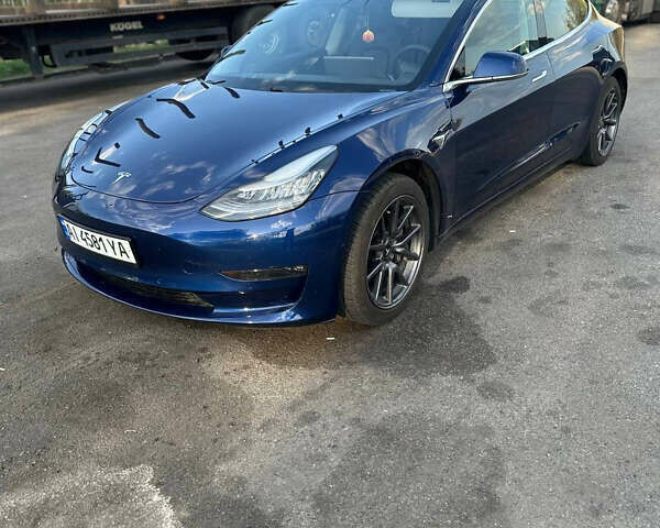 Синий Тесла Модель 3, объемом двигателя 0 л и пробегом 131 тыс. км за 15499 $, фото 1 на Automoto.ua