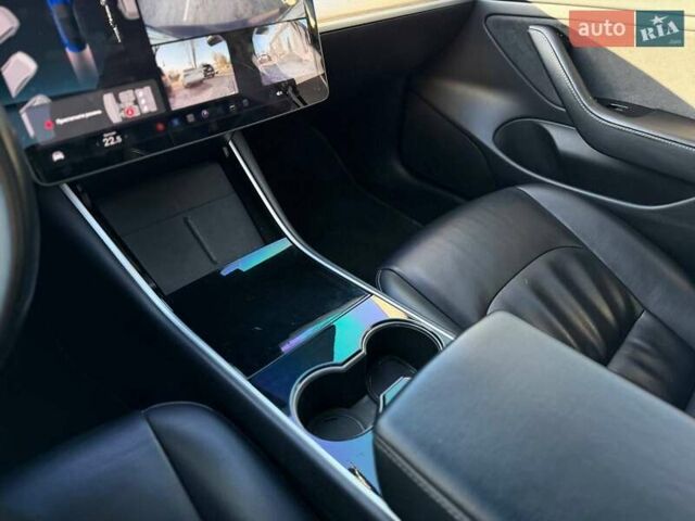 Синій Тесла Модель 3, об'ємом двигуна 0 л та пробігом 222 тис. км за 13000 $, фото 11 на Automoto.ua
