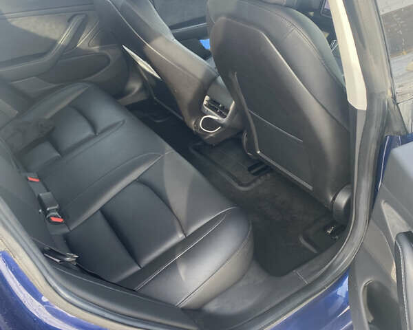 Синій Тесла Модель 3, об'ємом двигуна 0 л та пробігом 63 тис. км за 18300 $, фото 10 на Automoto.ua