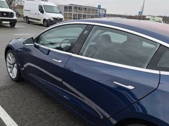 Синий Тесла Модель 3, объемом двигателя 0 л и пробегом 237 тыс. км за 16000 $, фото 10 на Automoto.ua