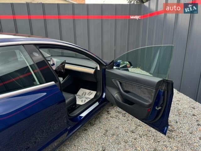 Синий Тесла Модель 3, объемом двигателя 0 л и пробегом 103 тыс. км за 15900 $, фото 53 на Automoto.ua