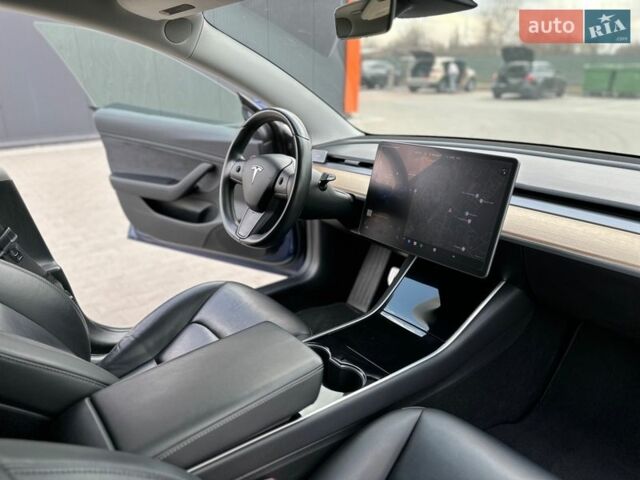 Синій Тесла Модель 3, об'ємом двигуна 0 л та пробігом 161 тис. км за 16000 $, фото 25 на Automoto.ua