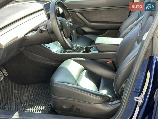Синій Тесла Модель 3, об'ємом двигуна 0 л та пробігом 104 тис. км за 17990 $, фото 10 на Automoto.ua