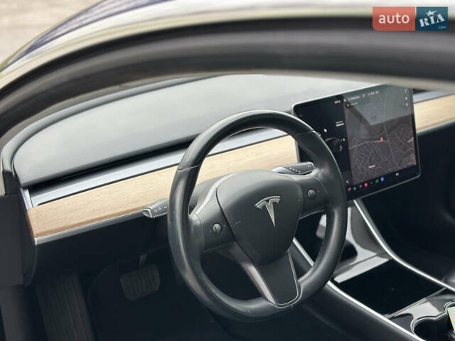 Синий Тесла Модель 3, объемом двигателя 0 л и пробегом 138 тыс. км за 15999 $, фото 33 на Automoto.ua