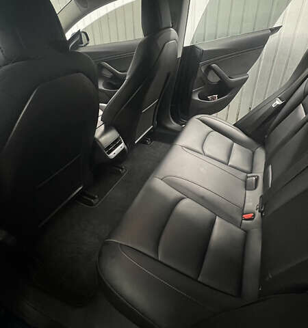 Синій Тесла Модель 3, об'ємом двигуна 0 л та пробігом 123 тис. км за 18000 $, фото 12 на Automoto.ua