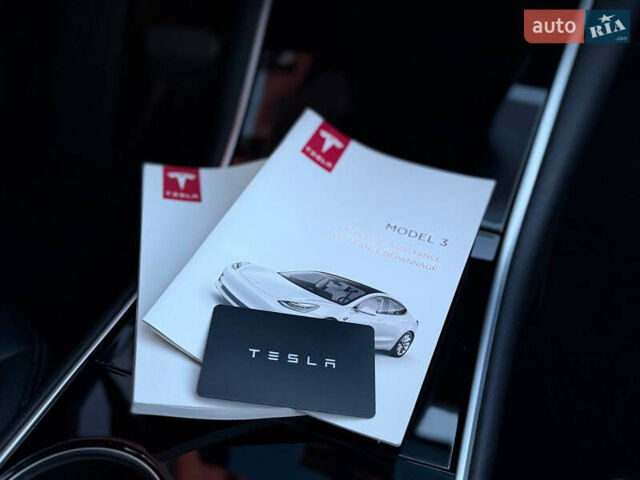 Синій Тесла Модель 3, об'ємом двигуна 0 л та пробігом 104 тис. км за 17990 $, фото 105 на Automoto.ua