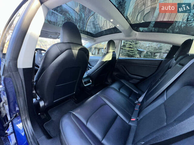 Синий Тесла Модель 3, объемом двигателя 0 л и пробегом 145 тыс. км за 13999 $, фото 19 на Automoto.ua
