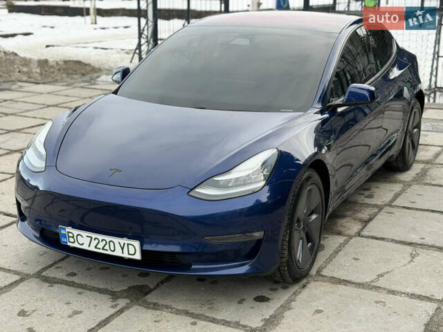 Синий Тесла Модель 3, объемом двигателя 0 л и пробегом 128 тыс. км за 15500 $, фото 3 на Automoto.ua