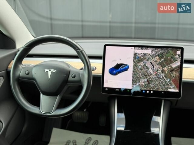 Синий Тесла Модель 3, объемом двигателя 0 л и пробегом 103 тыс. км за 15900 $, фото 46 на Automoto.ua