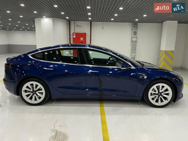 Тесла Модель 3 2018 у Києві на Automoto.ua Синій Тесла Модель 3, об'ємом двигуна 0 л та пробігом 48 тис. км за 31000 $, фото 20 на Automoto.ua