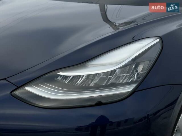 Синій Тесла Модель 3, об'ємом двигуна 0 л та пробігом 123 тис. км за 16999 $, фото 3 на Automoto.ua